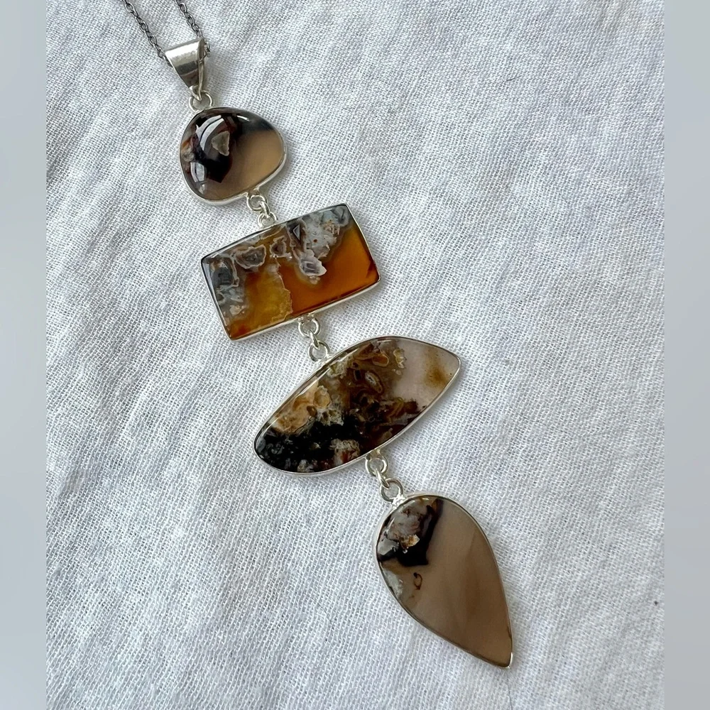 925 Montana Moss Agate Long Cleavage Pendant Necklace